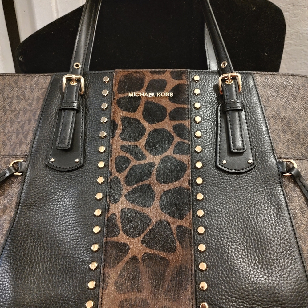 Michael Kors  used Voyager tote